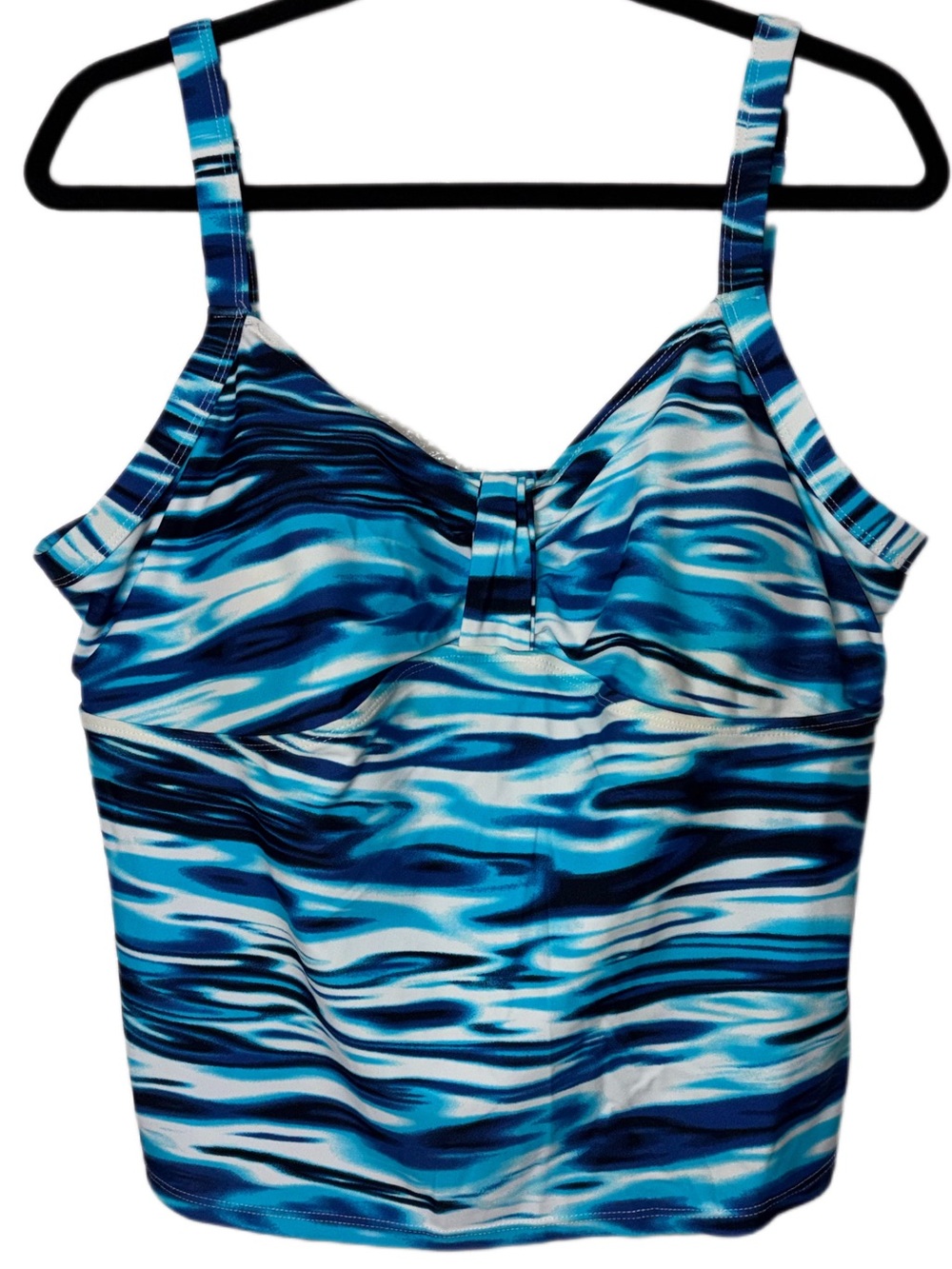 Swim 365 Wave Print Tankini Swim Top Woman's Size 18W blue,white,black